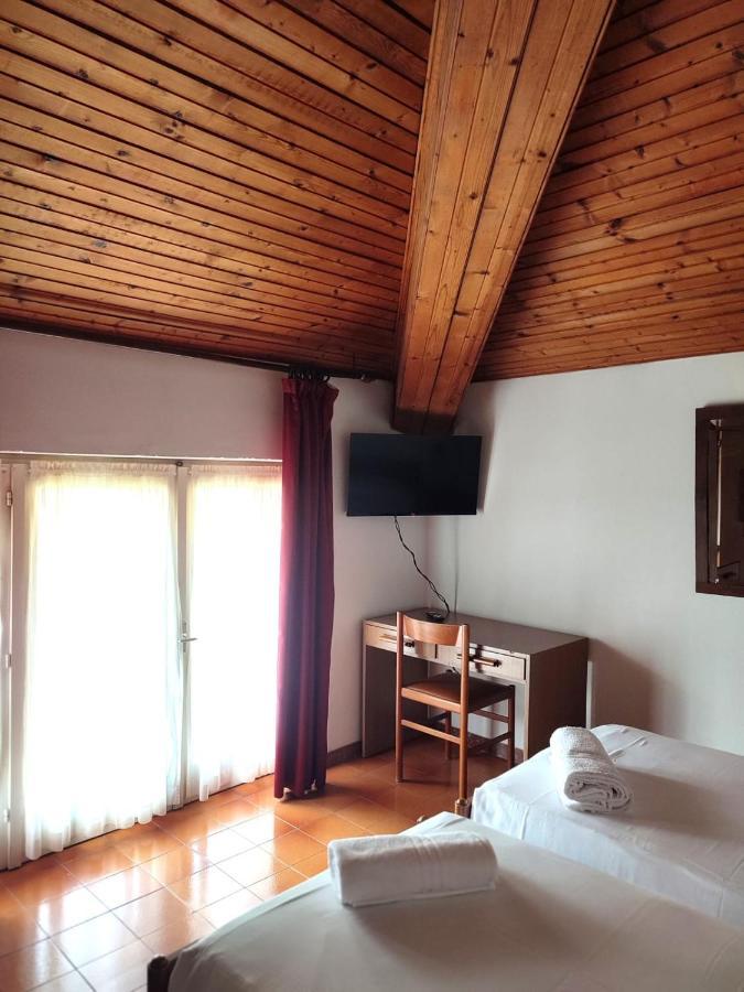 Albergo Villa Mimosa Torbole Sul Garda Екстериор снимка
