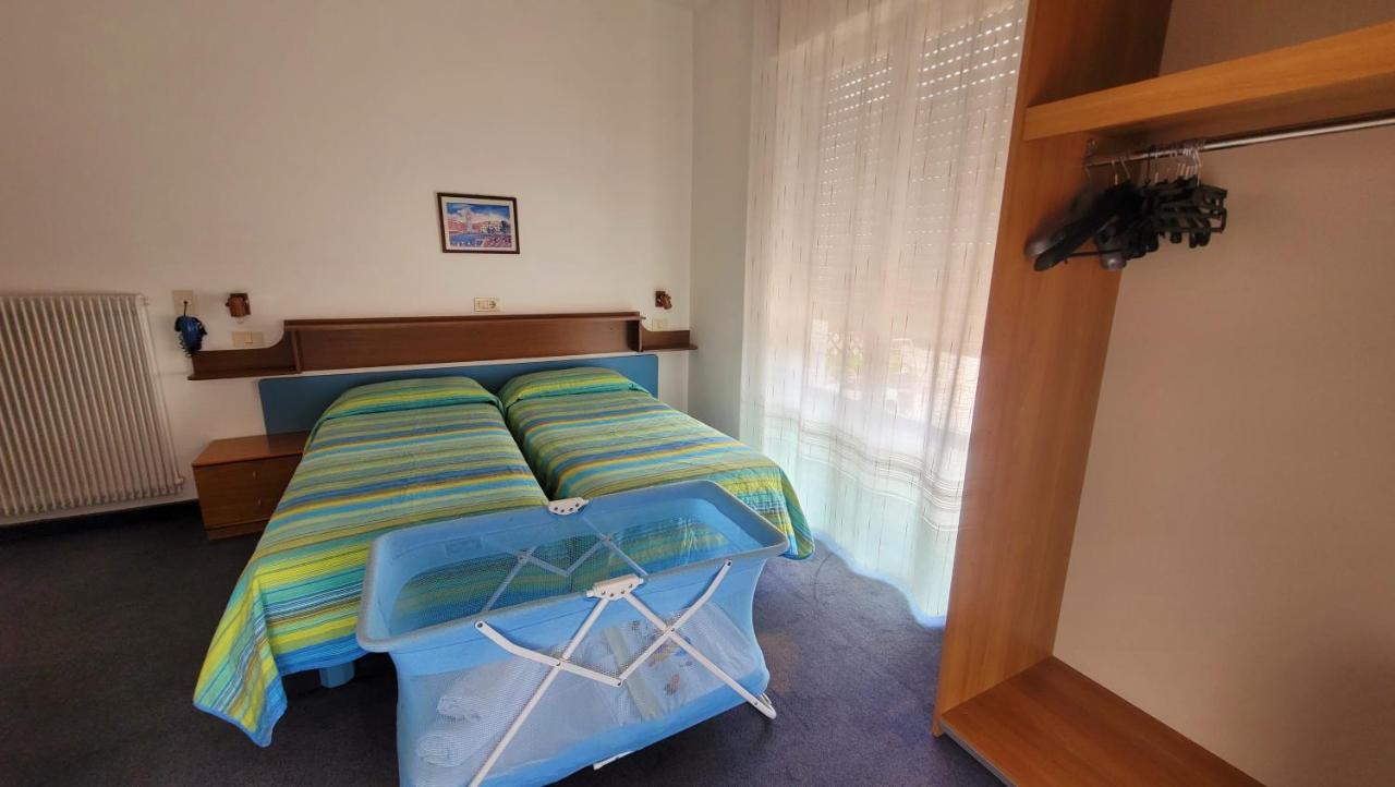 Albergo Villa Mimosa Torbole Sul Garda Екстериор снимка