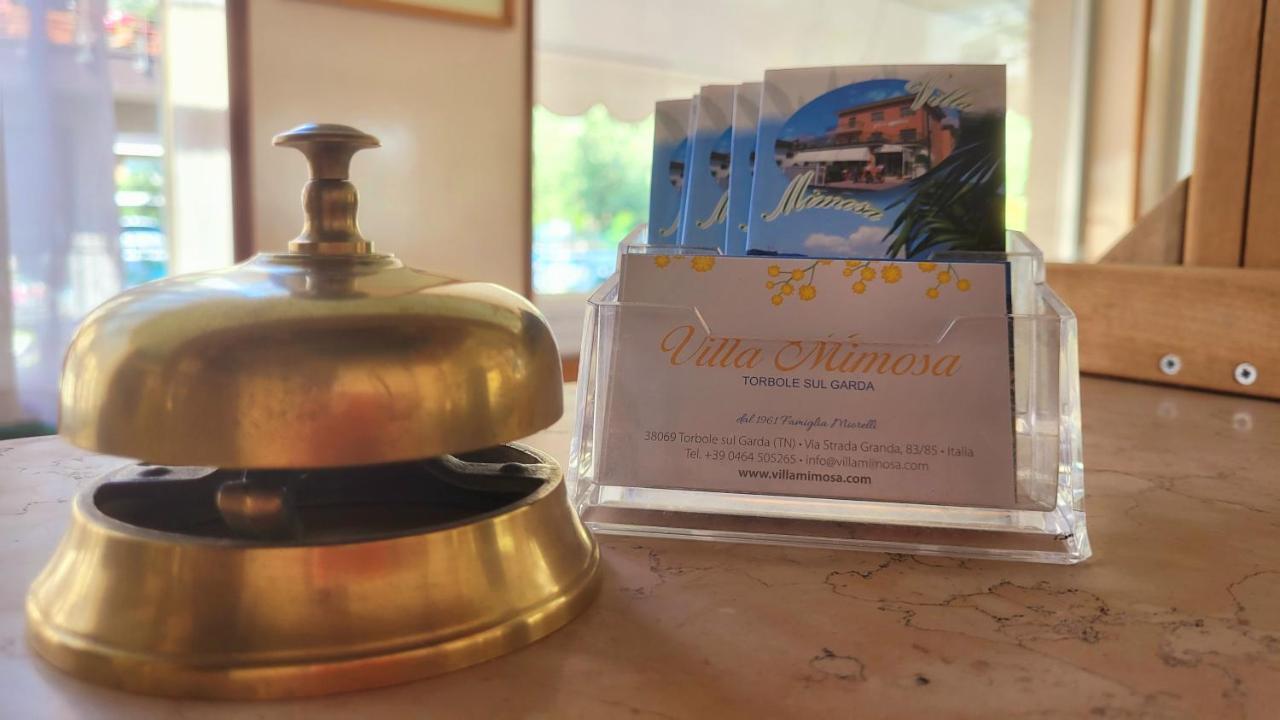 Albergo Villa Mimosa Torbole Sul Garda Екстериор снимка
