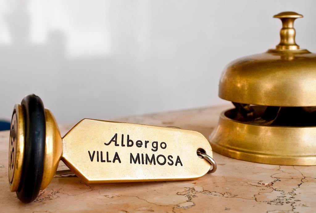 Albergo Villa Mimosa Torbole Sul Garda Стая снимка
